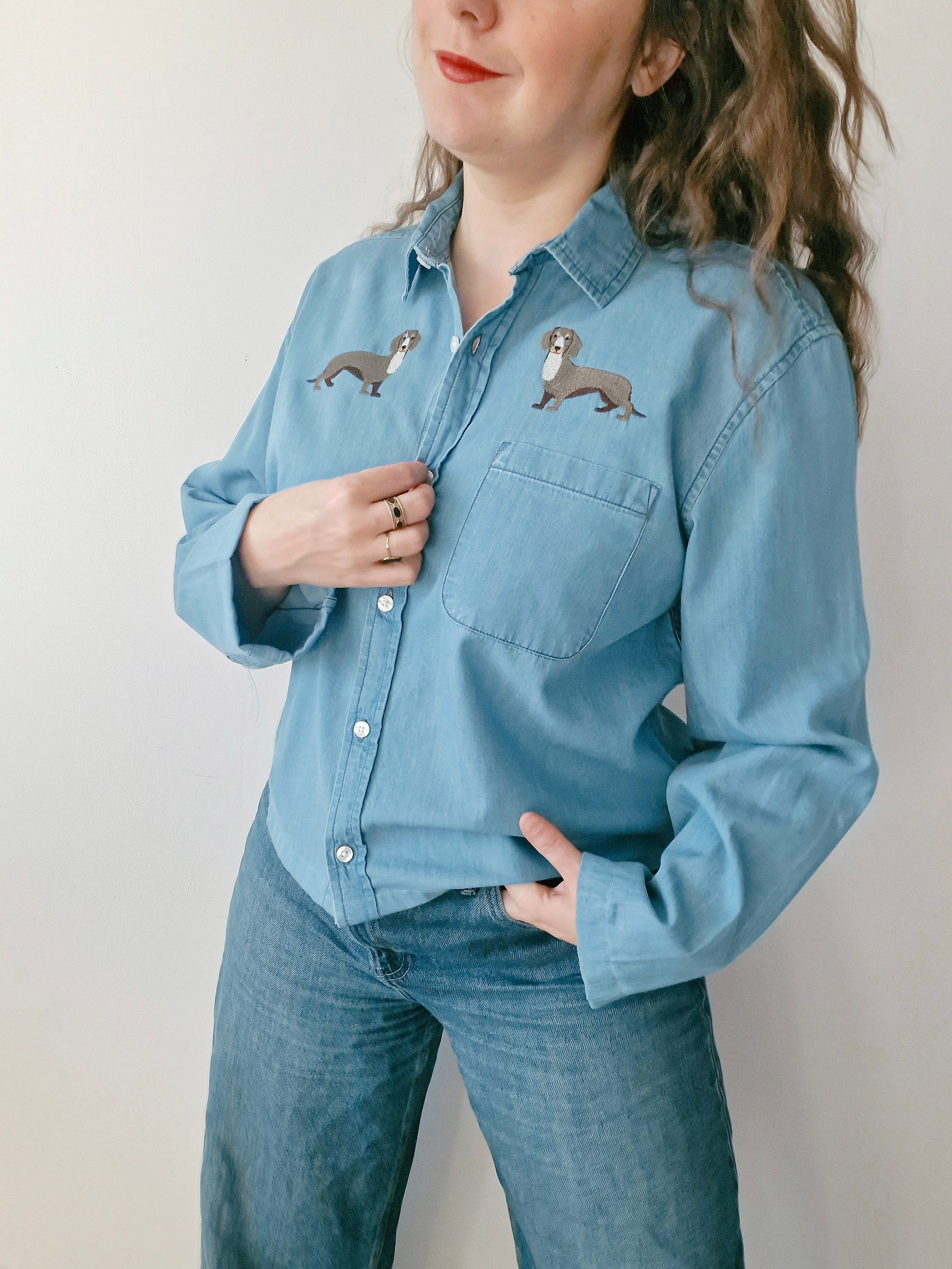 Chemise création – Teckel en jean