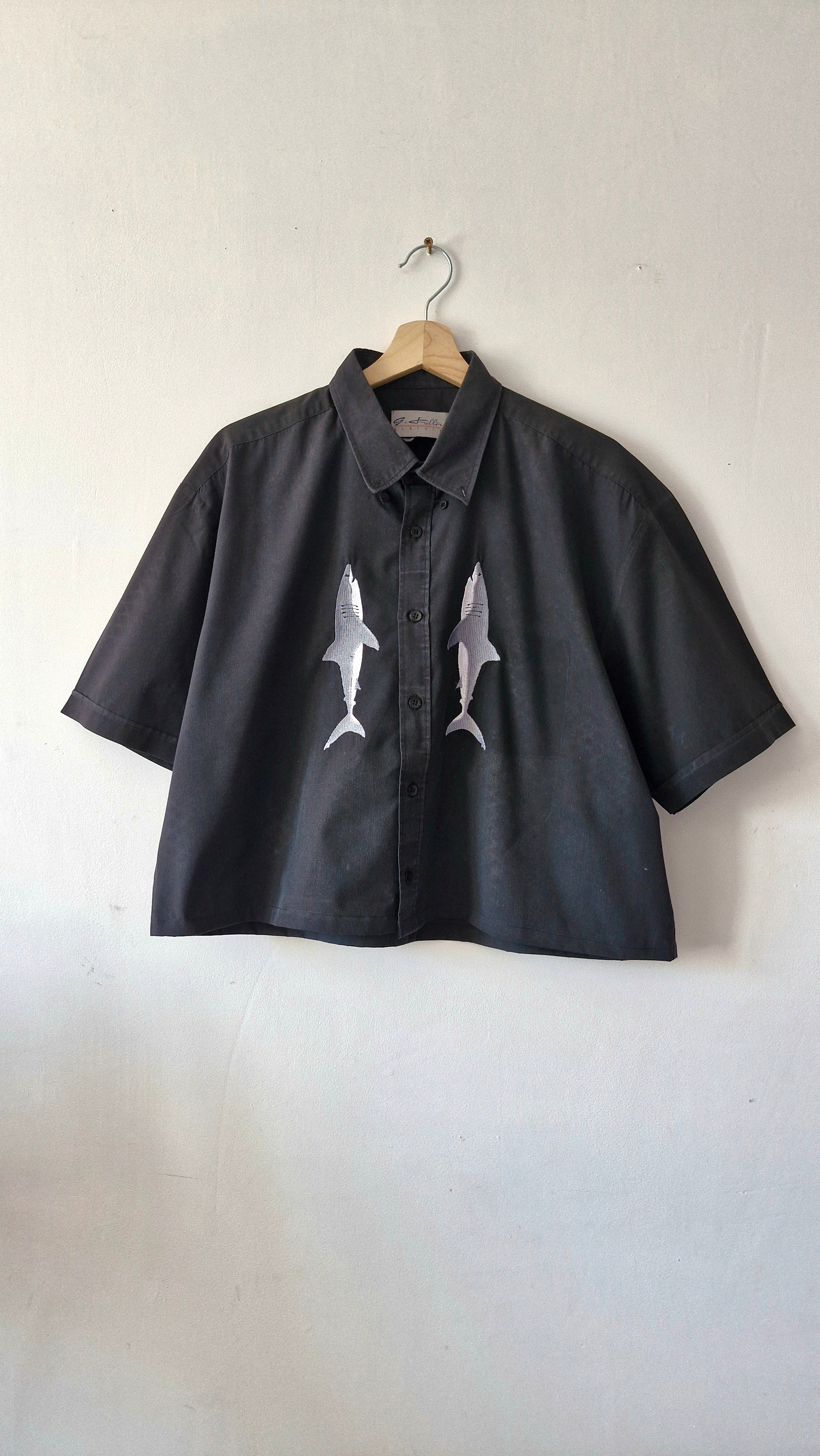chemise requin