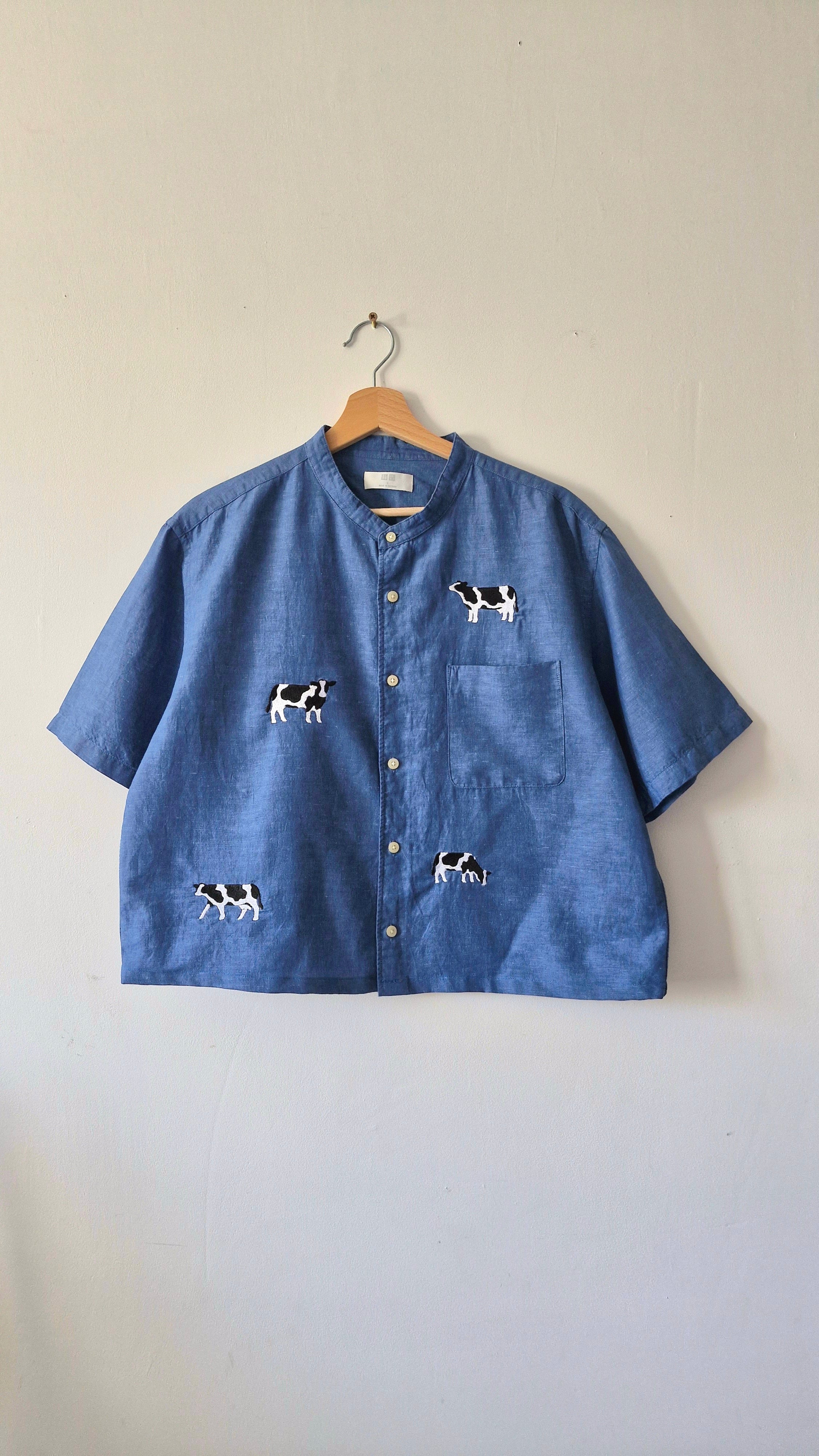 chemise vache bleue