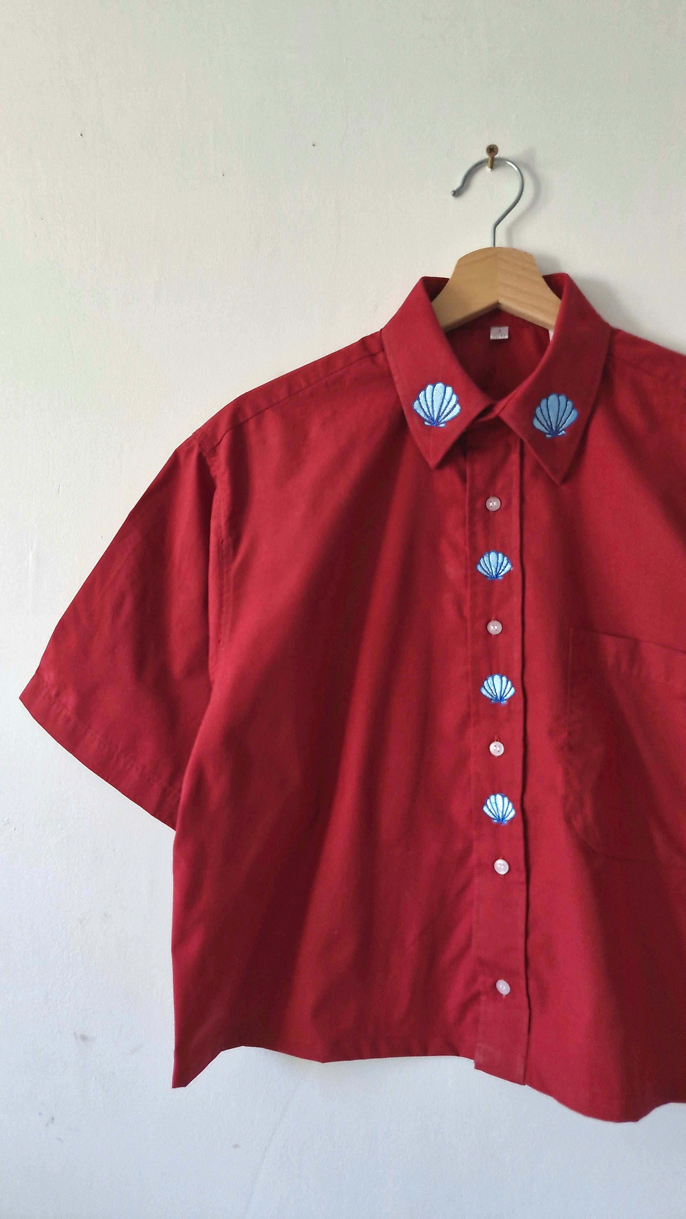 chemise coquillage rouge