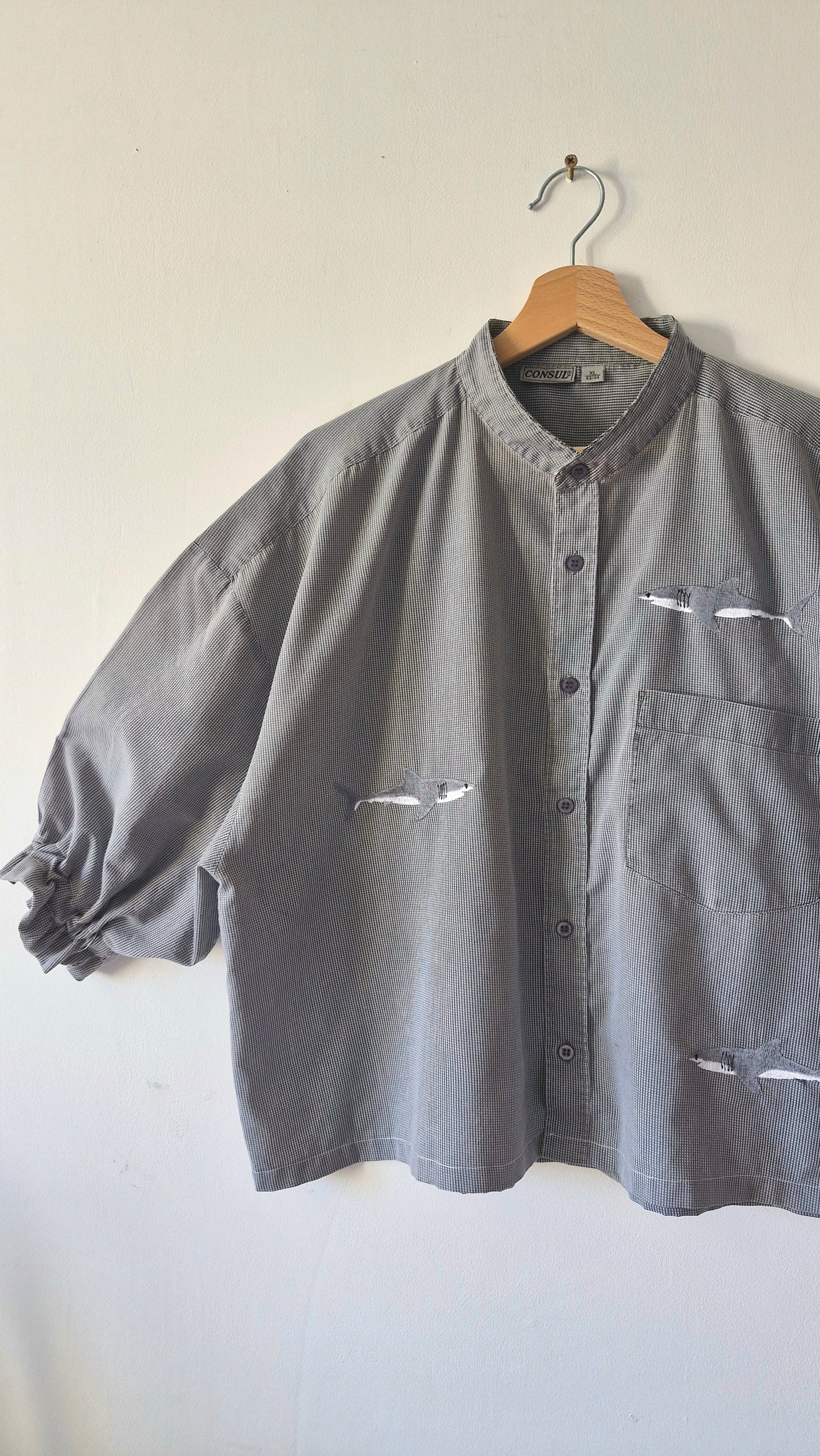 chemise requins