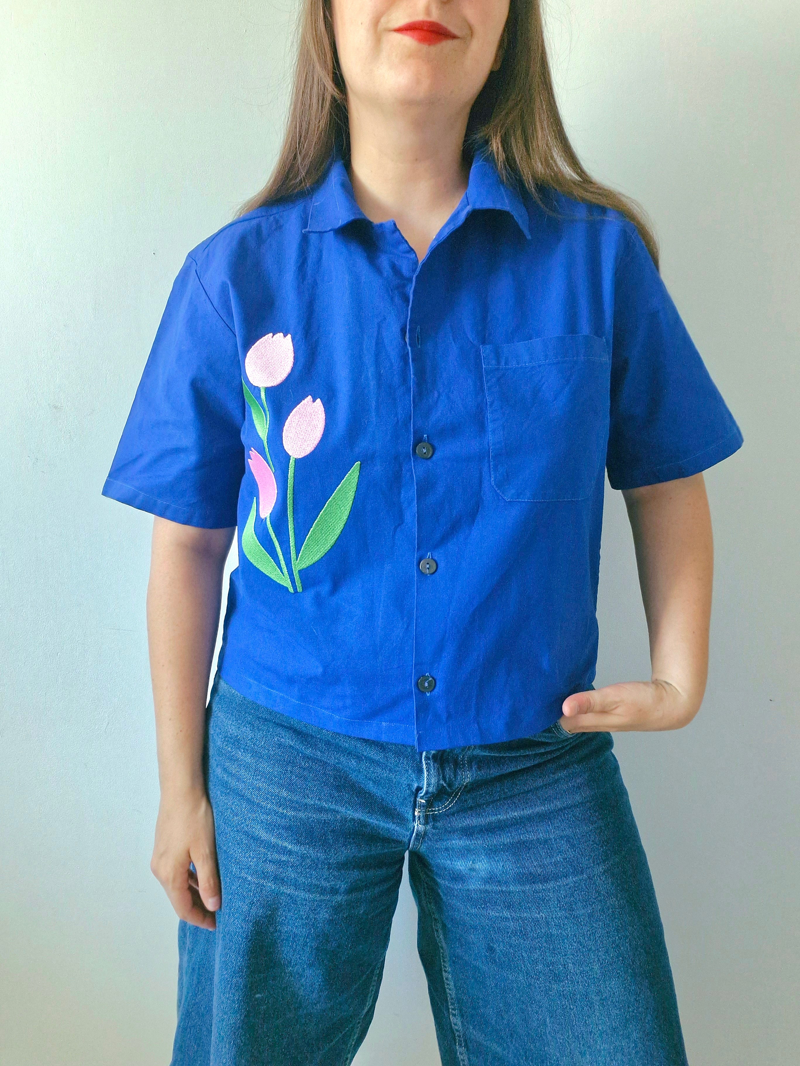 chemise bleu electrique & tulipes