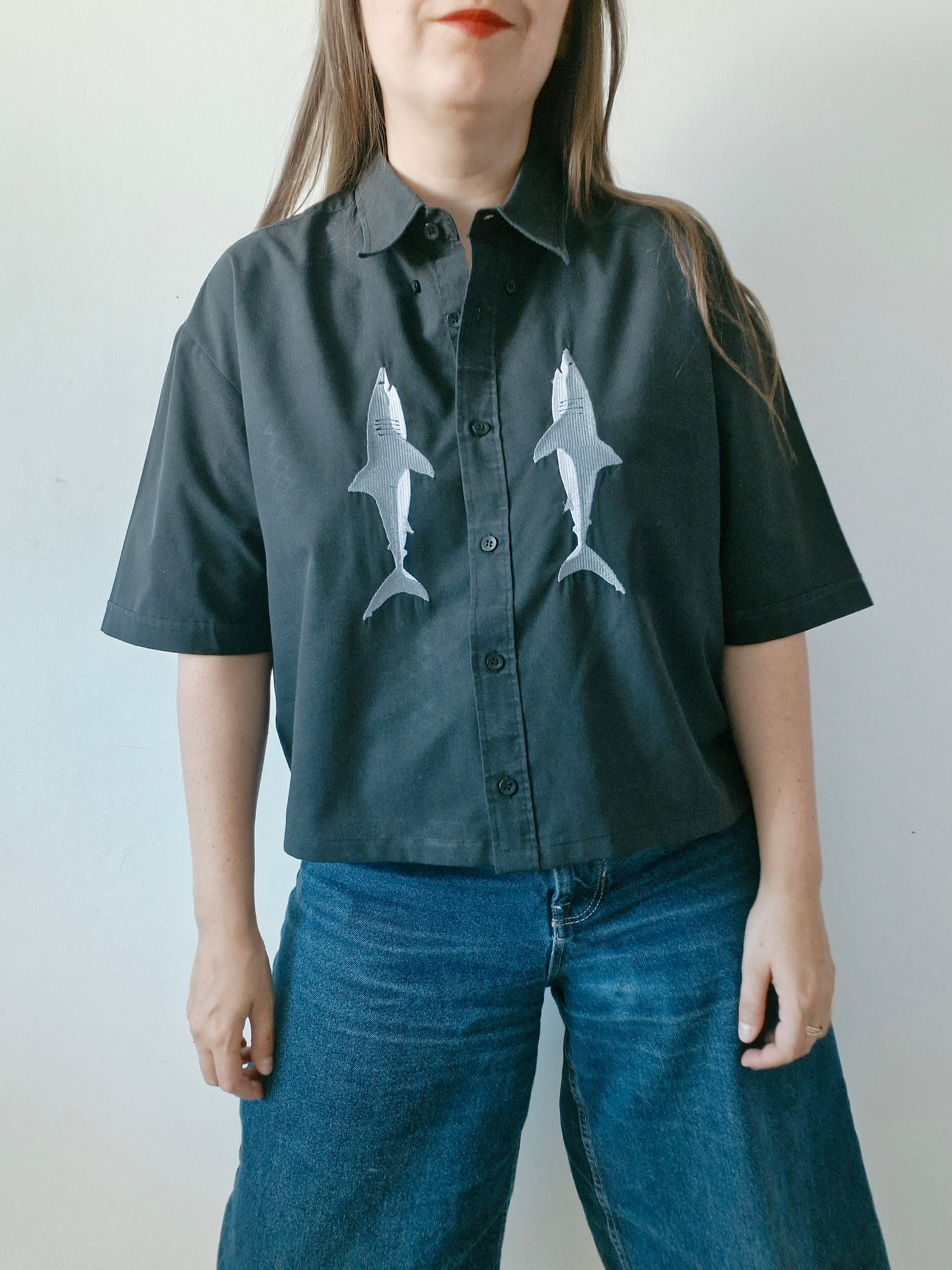 chemise requin
