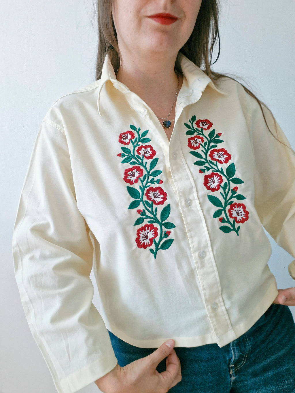 Chemise jaune beurre & Broderie hongroise