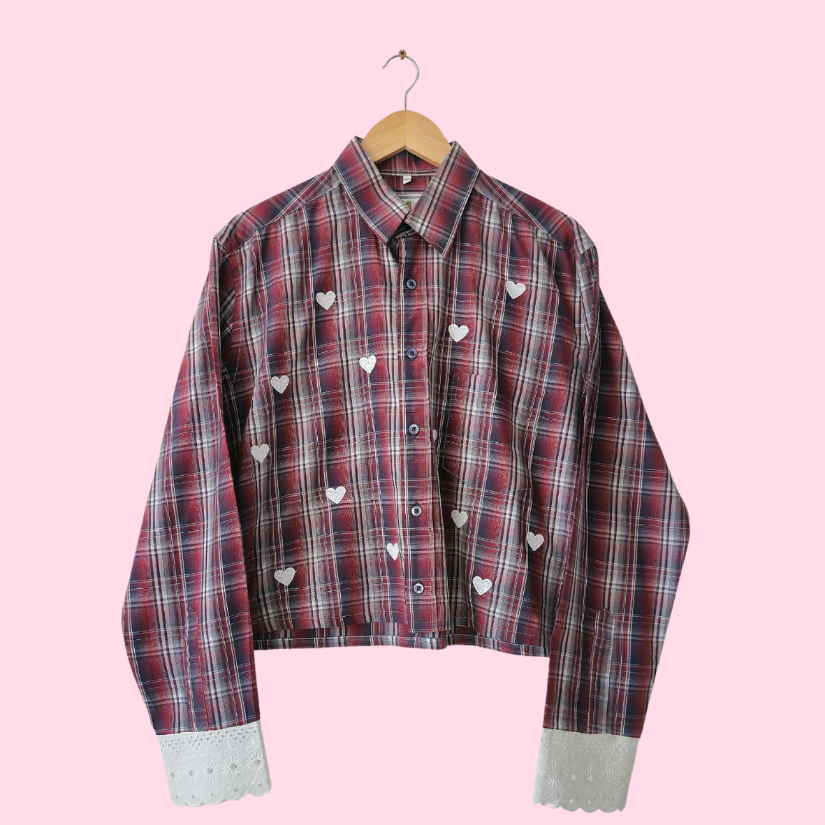Chemise creation brodées – coeur et broderie