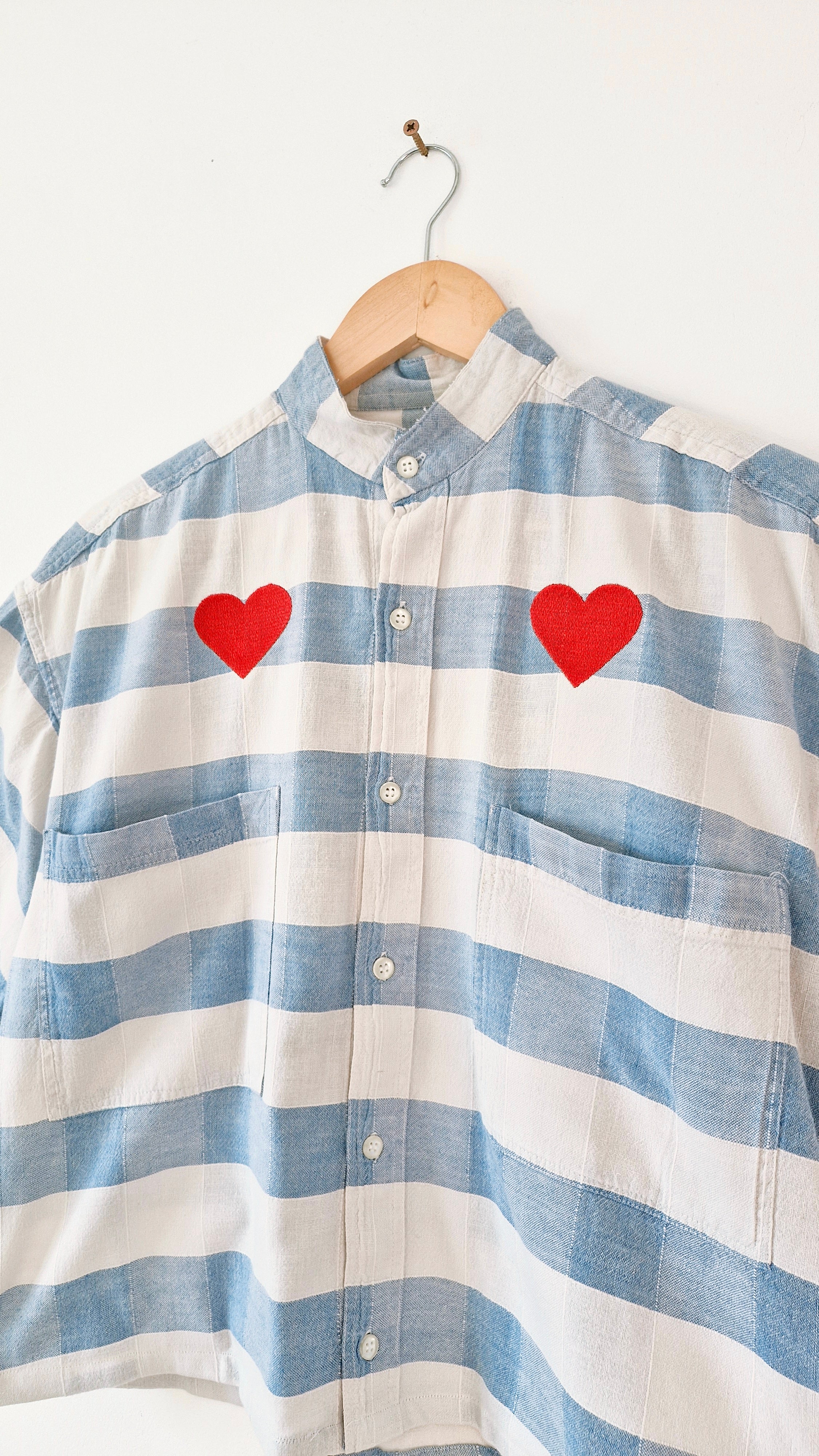 Chemise création bleu rayé coeur